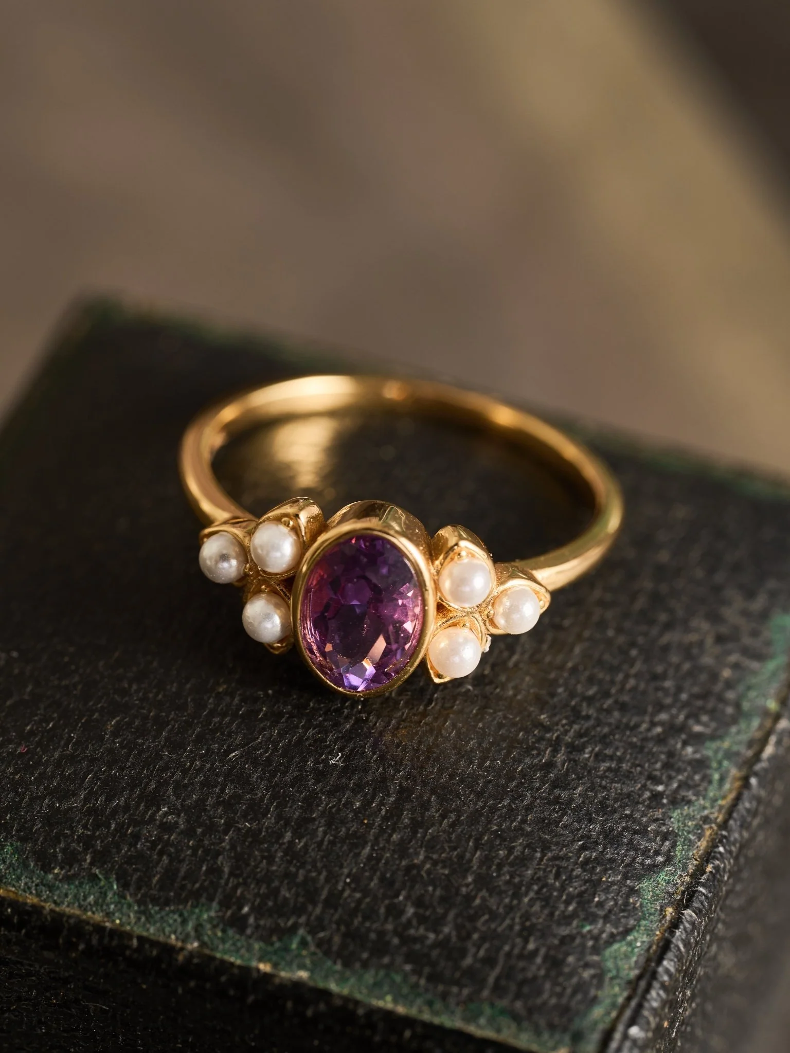 Amelie Amethyst Pearl Ring - Image 4