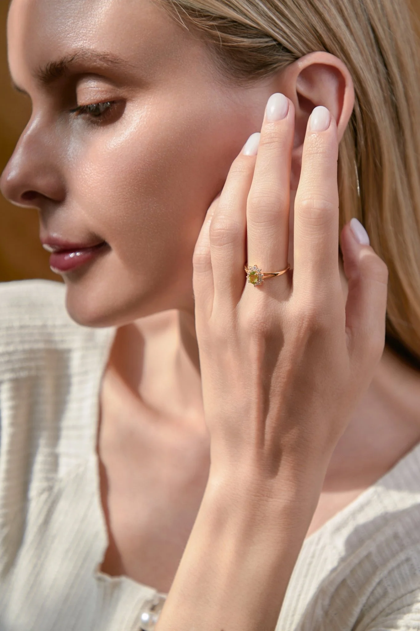 Aurora Peridot Ring - Image 8