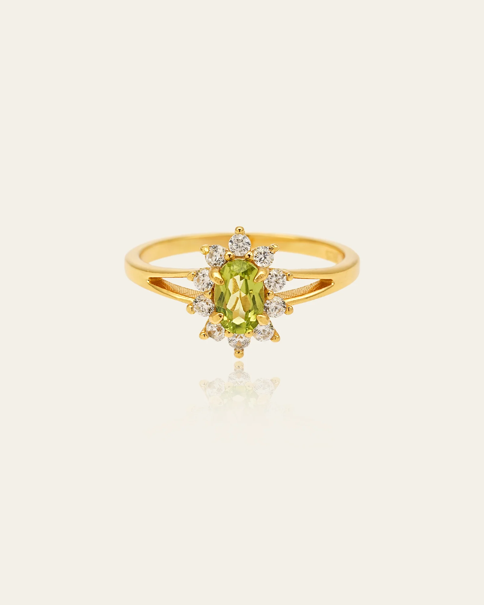 Aurora Peridot Ring - Image 9