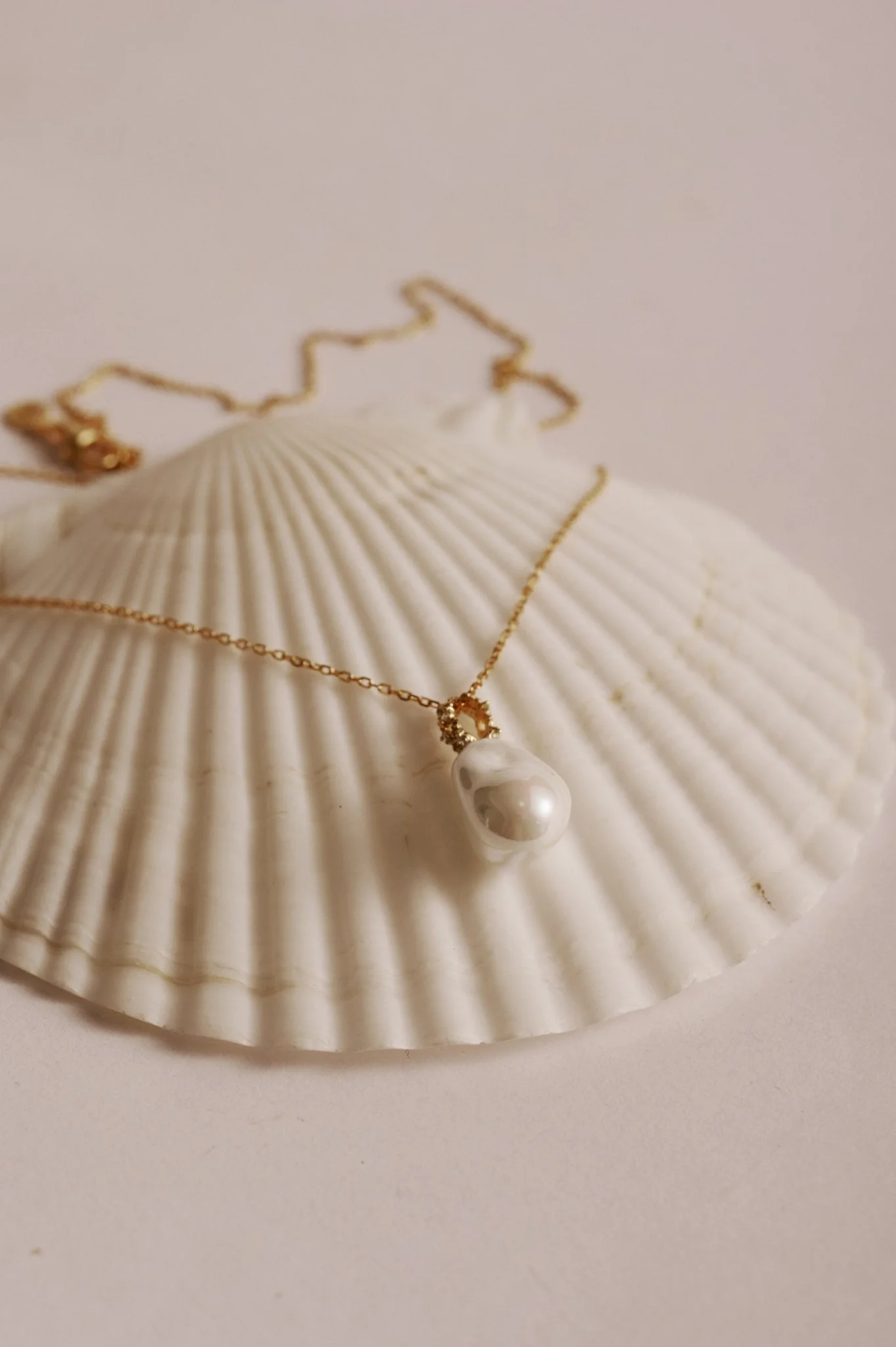 Alyssa Barquoe Pearl Necklace - Image 9