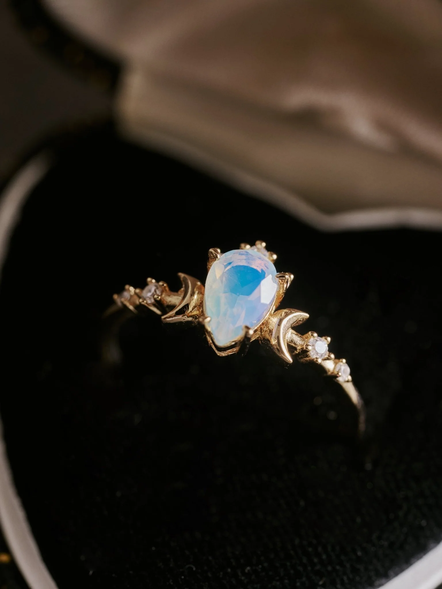 14K Solid Gold Celestia Moonstone Ring - Image 4