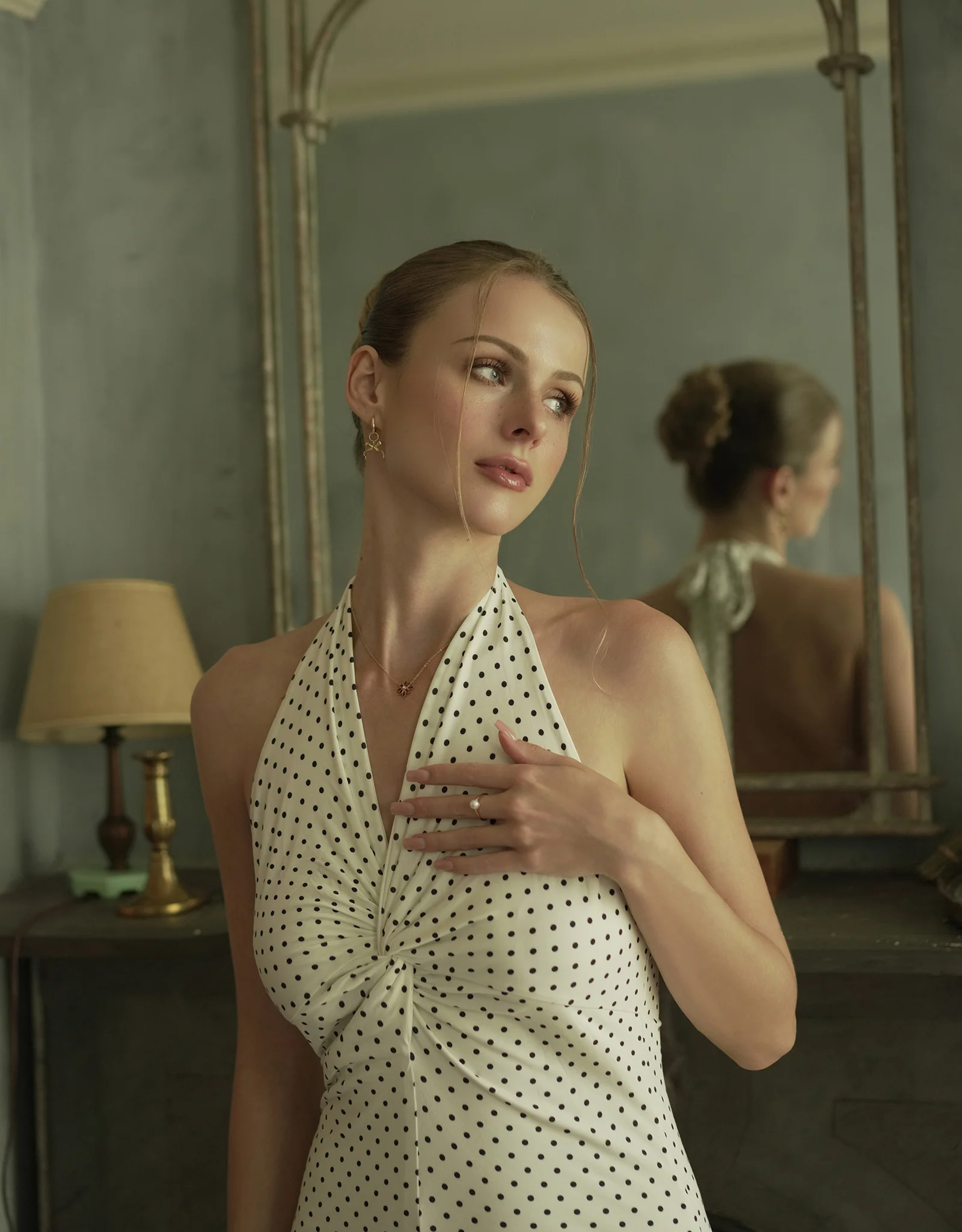 Cámellia Garnet Pearl Necklace - Image 7