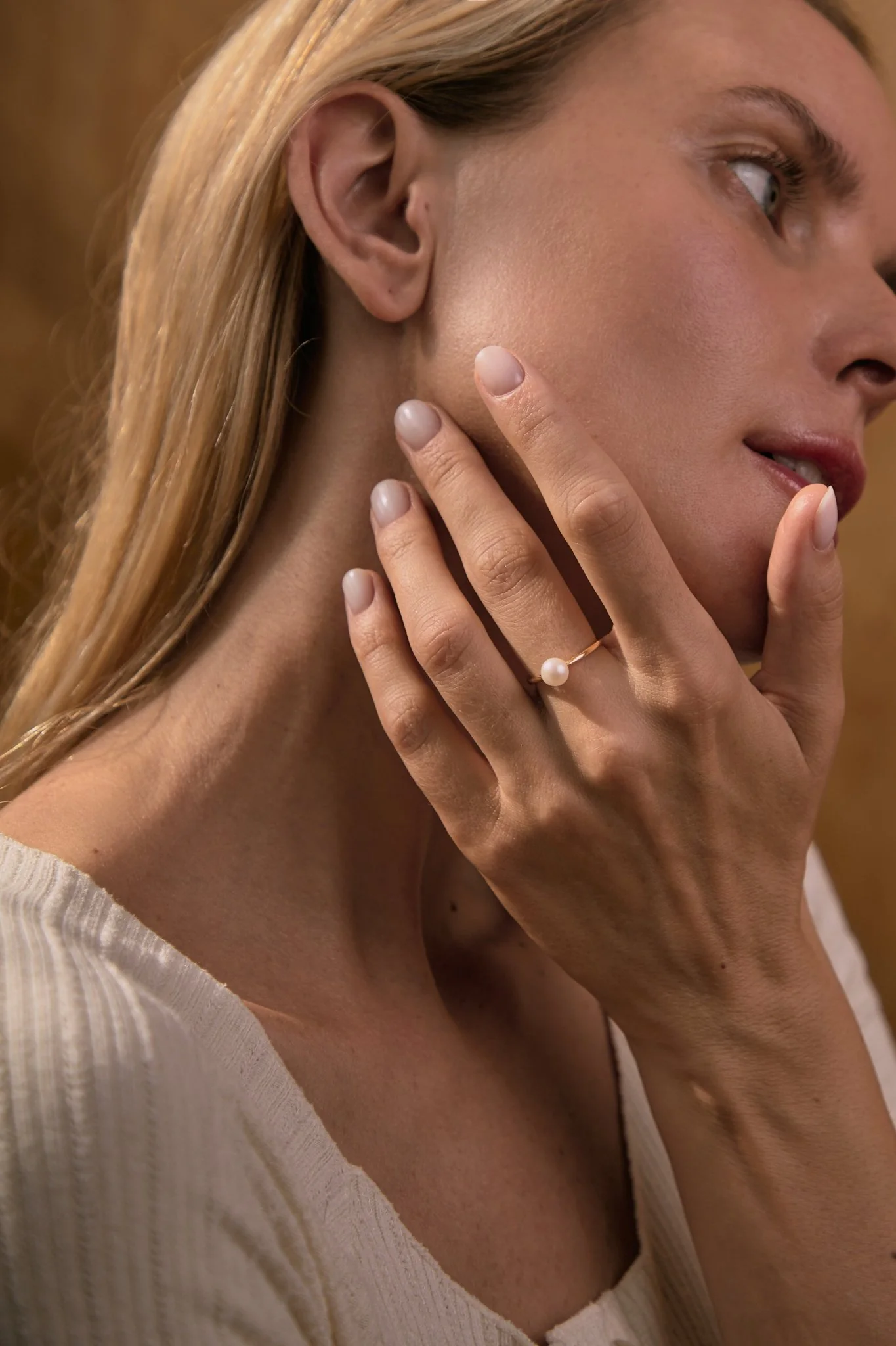 Lune Pearl Ring - Image 6