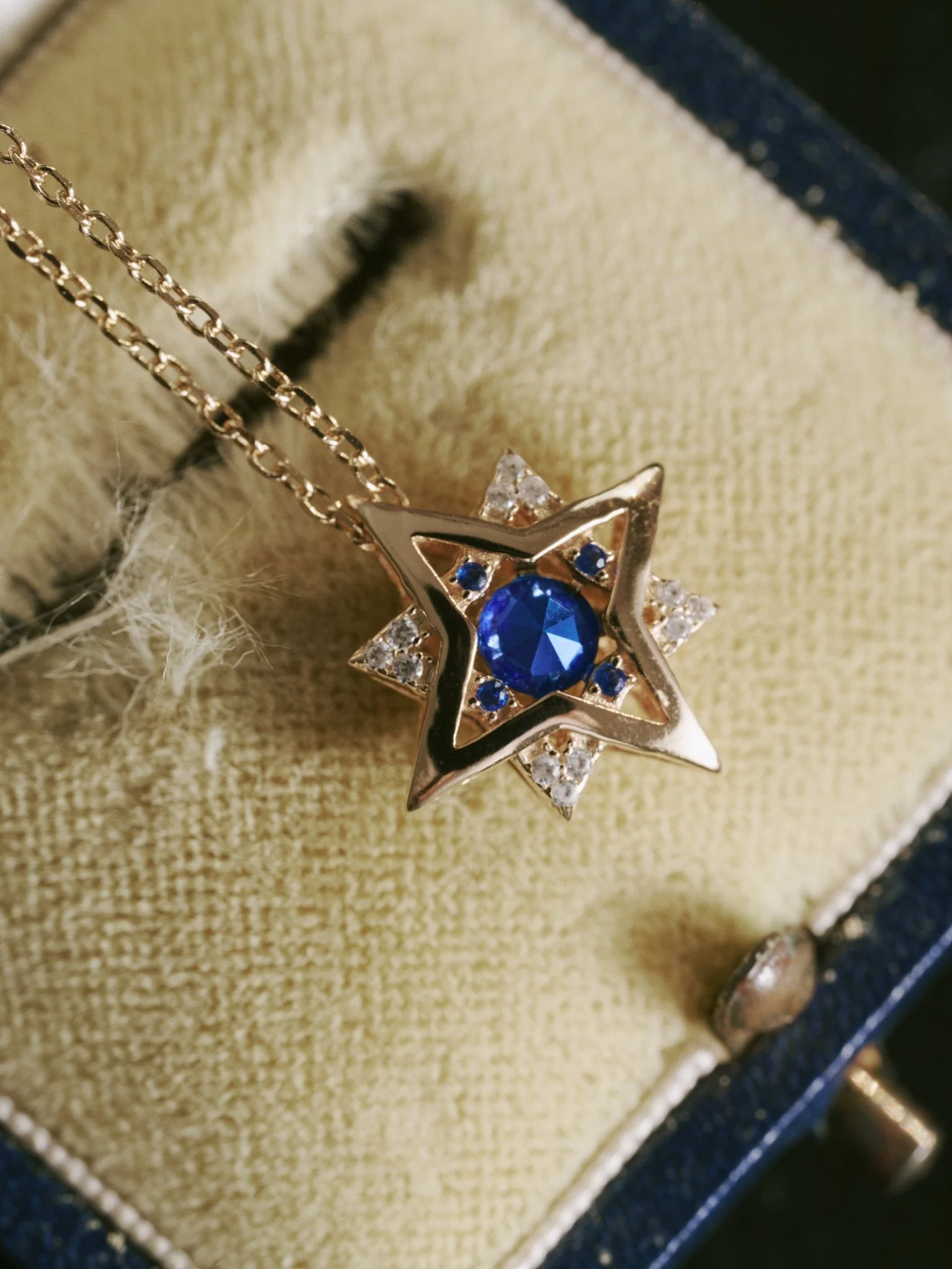 New York Sapphire Pentagram Necklace - Image 5
