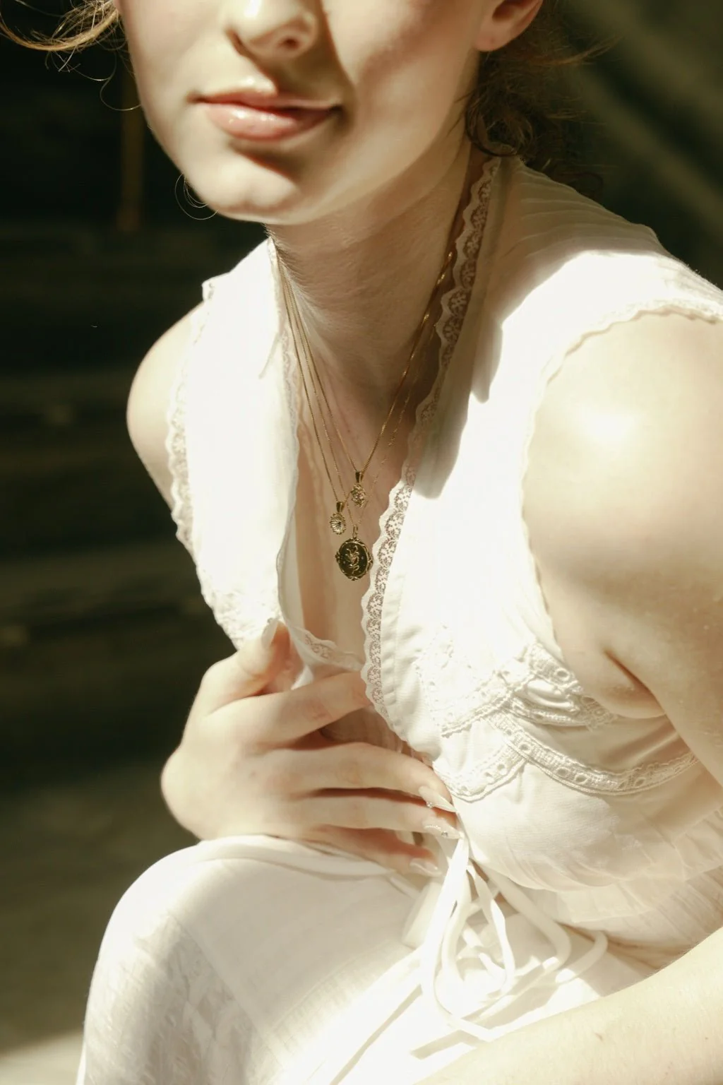 Elsa Peony Sapphire Necklace - Image 10