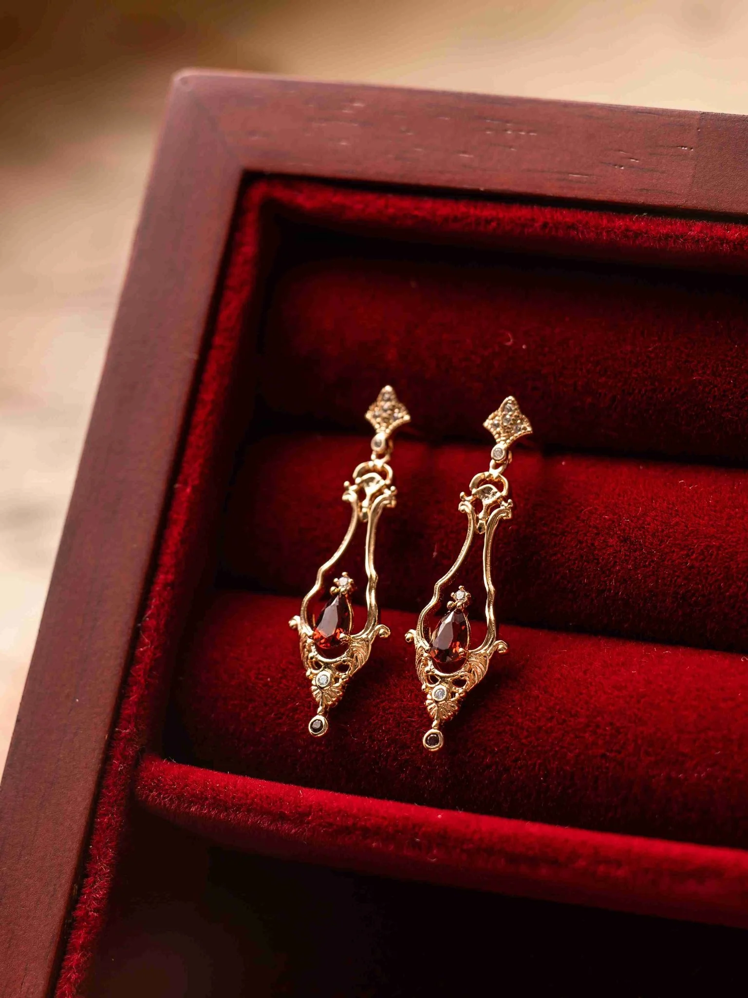 Sophina Garnet Earrings - Image 11