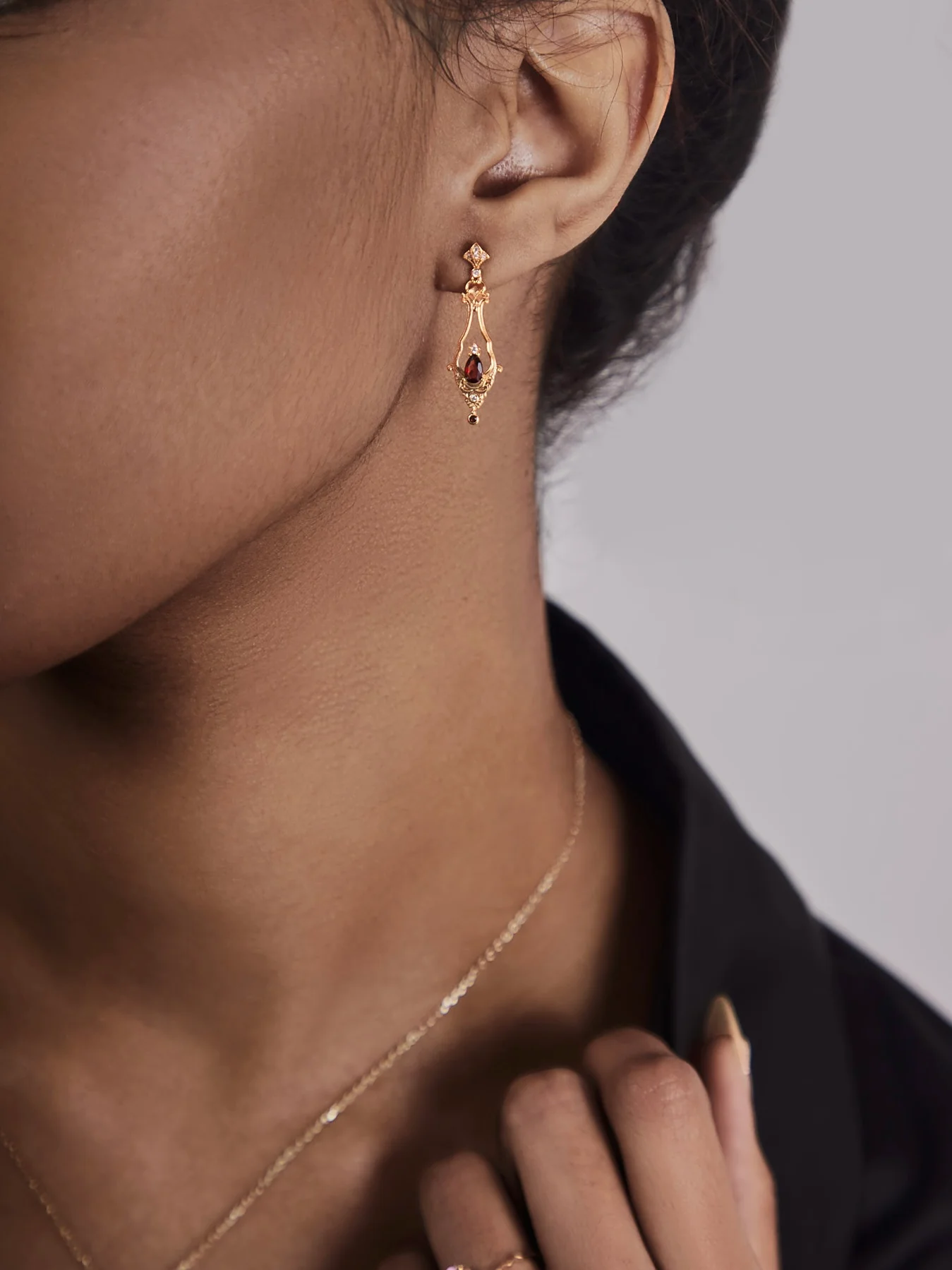 Sophina Garnet Earrings - Image 4