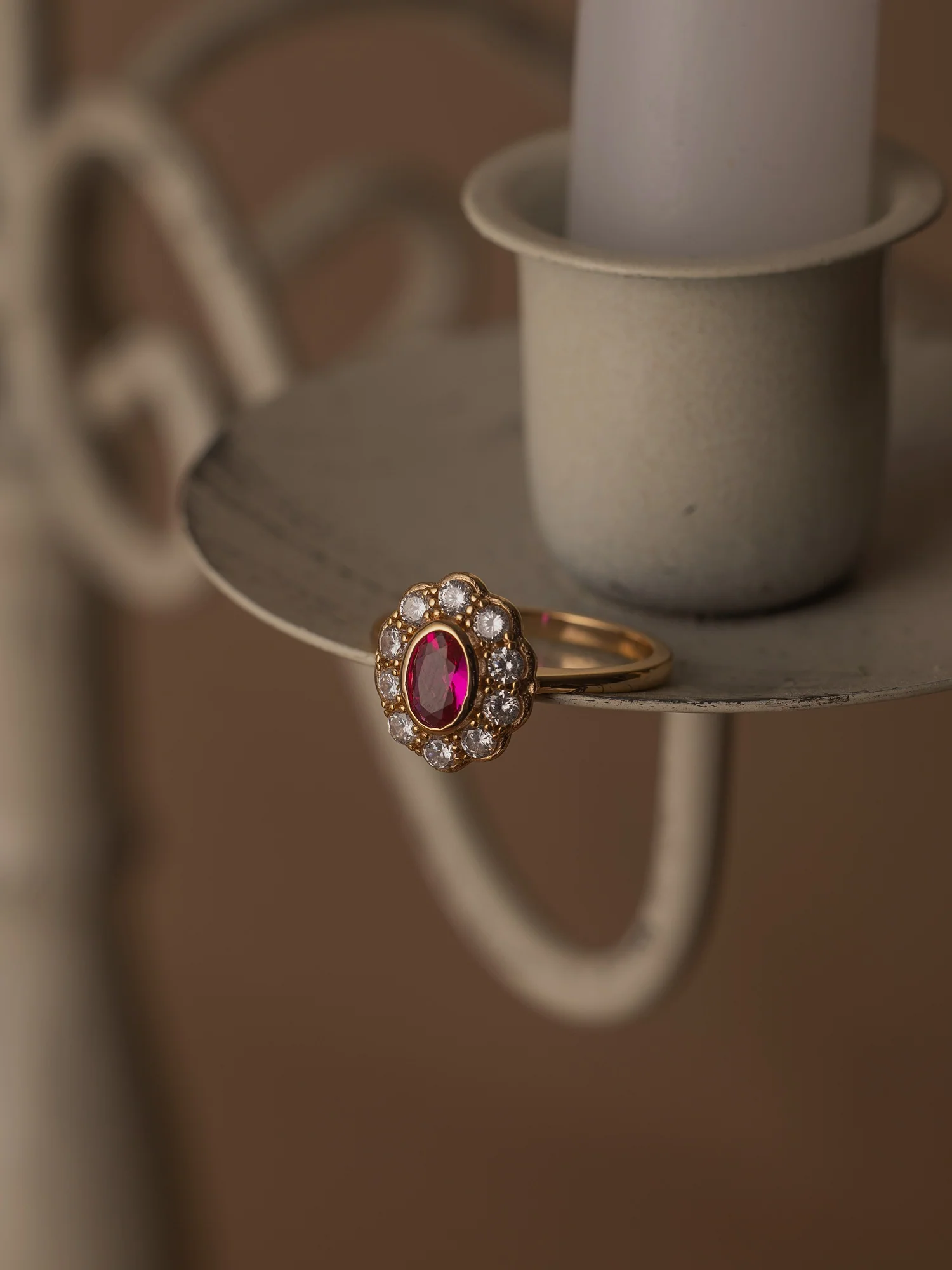 TiAmo Oval Ruby Ring - Image 10