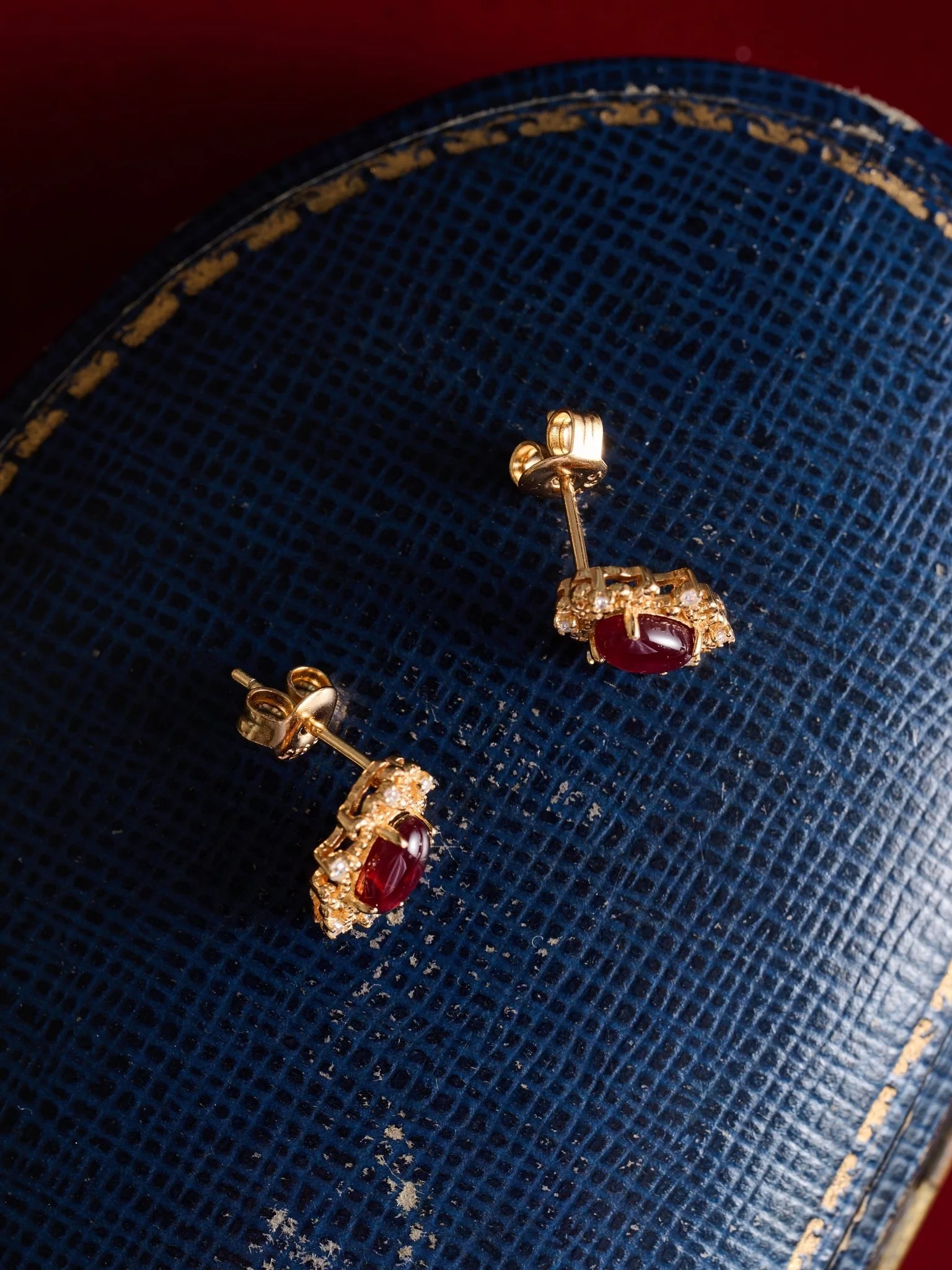 Vivien Garnet Earrings - Image 3
