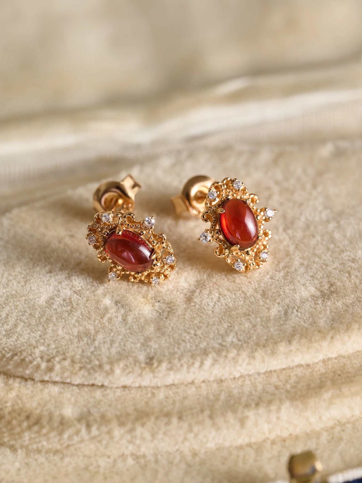 Vivien Garnet Earrings - Image 4