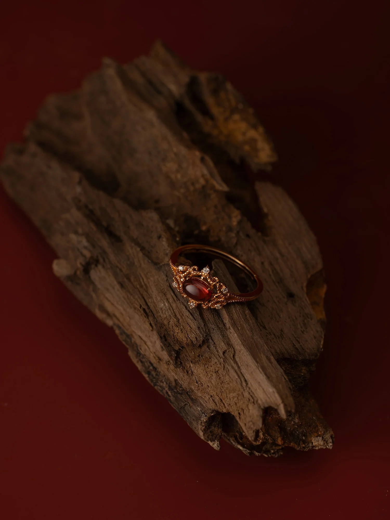 Vivien Garnet Jewelry Set - Image 13