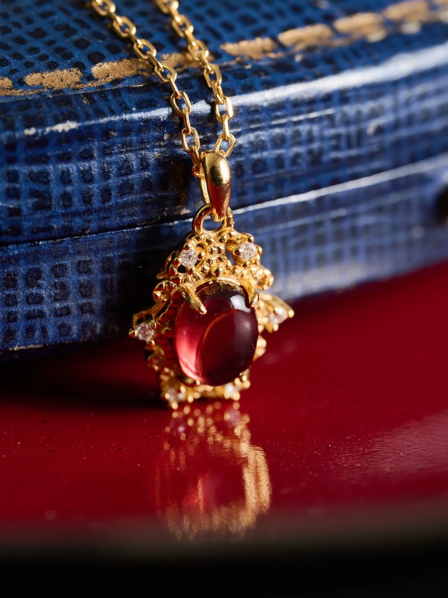 Vivien Garnet Jewelry Set - Image 6