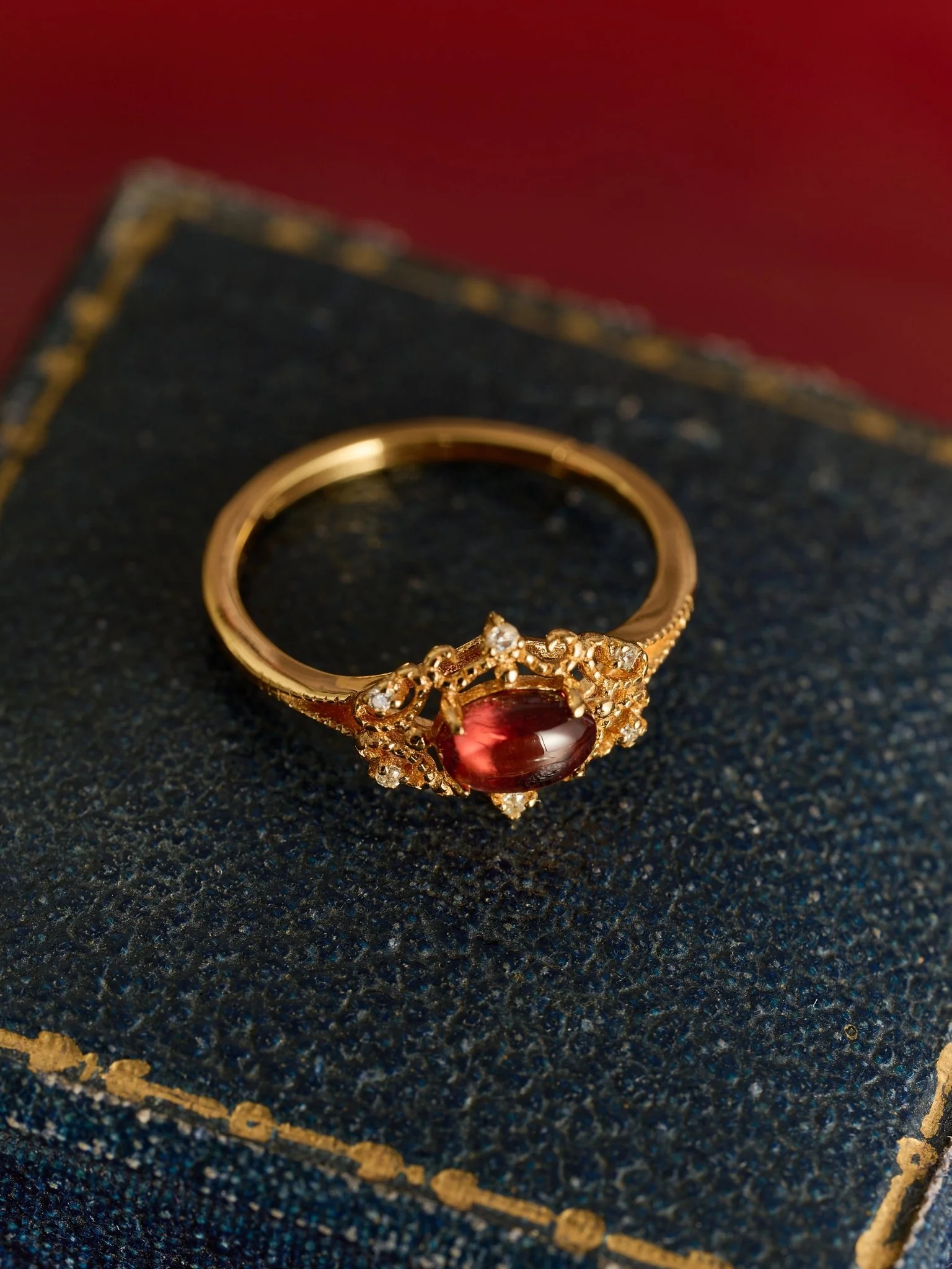 Vivien Garnet Ring - Image 3